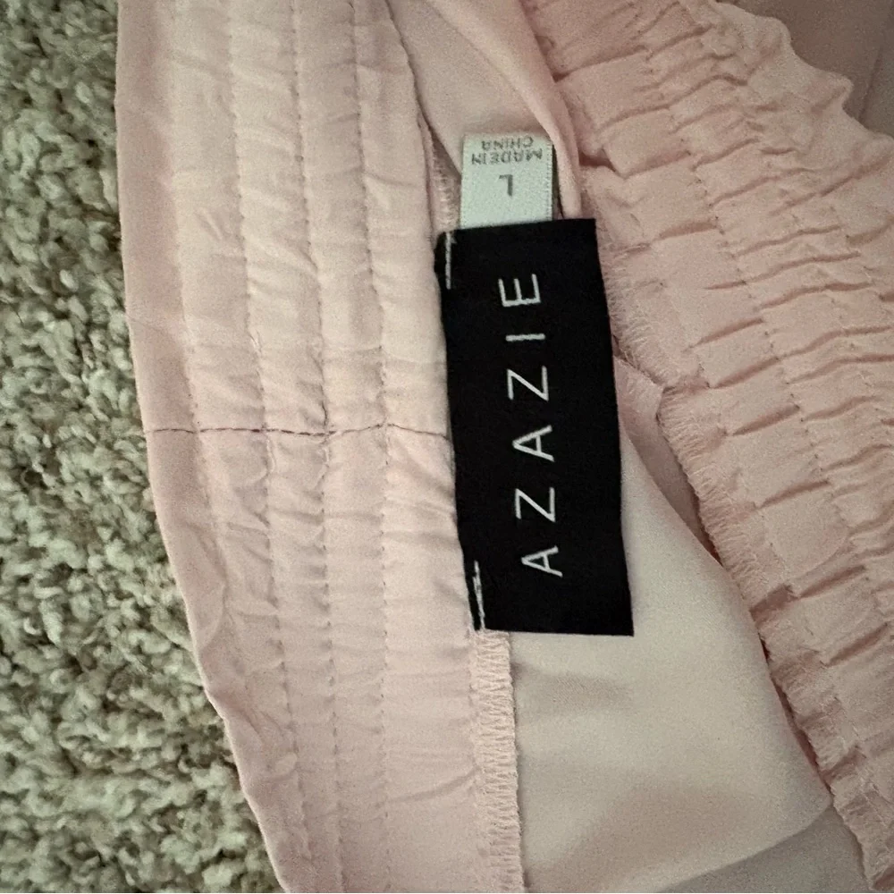 Azazie Matching blush pink Ruffled Short Sleeve Pajama Set - Picture 5 of 8